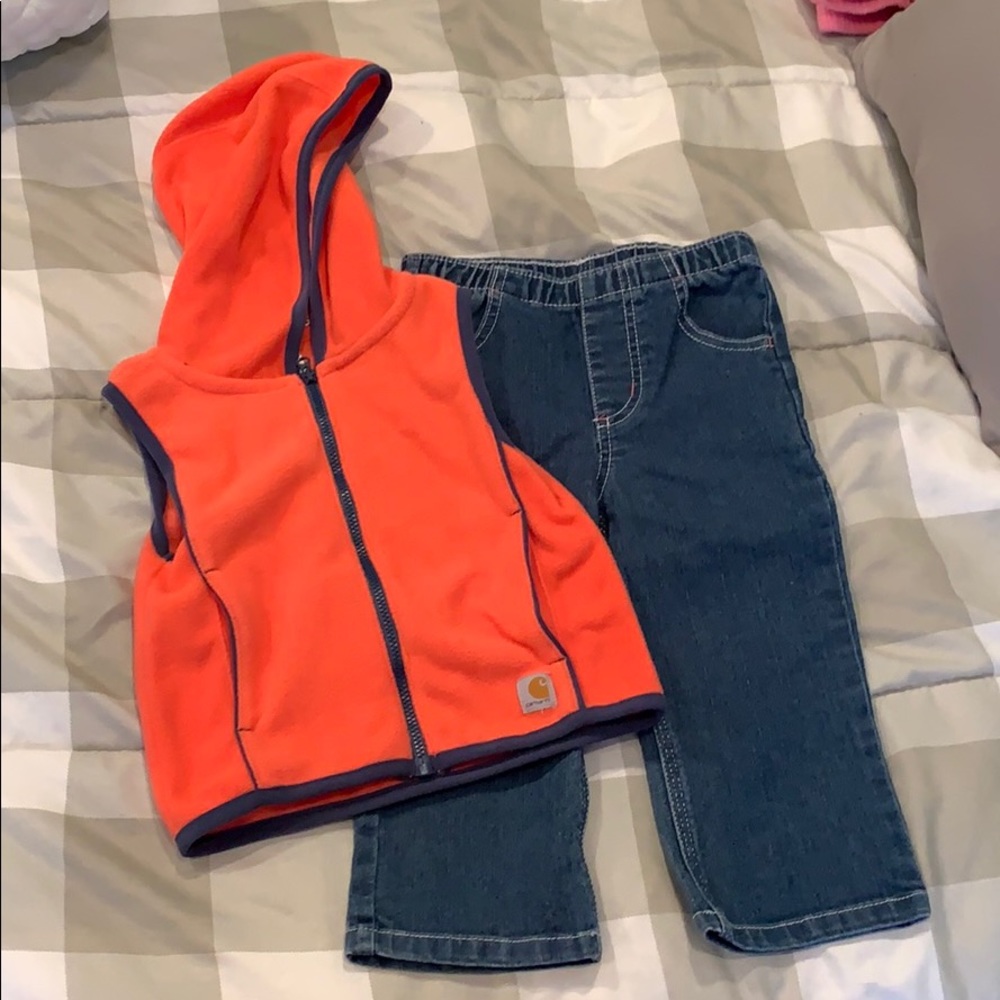 Carhartt jeans and fleece vest!